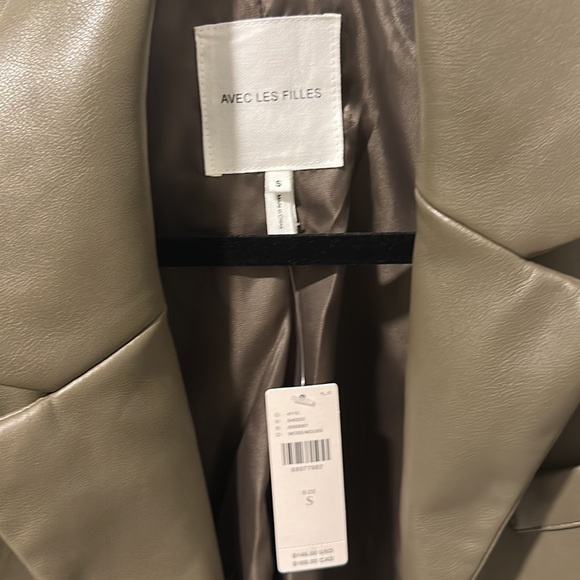 AVEC LES FILLES CROPPED FAUX LEATHER JACKET - Picture 6 of 9